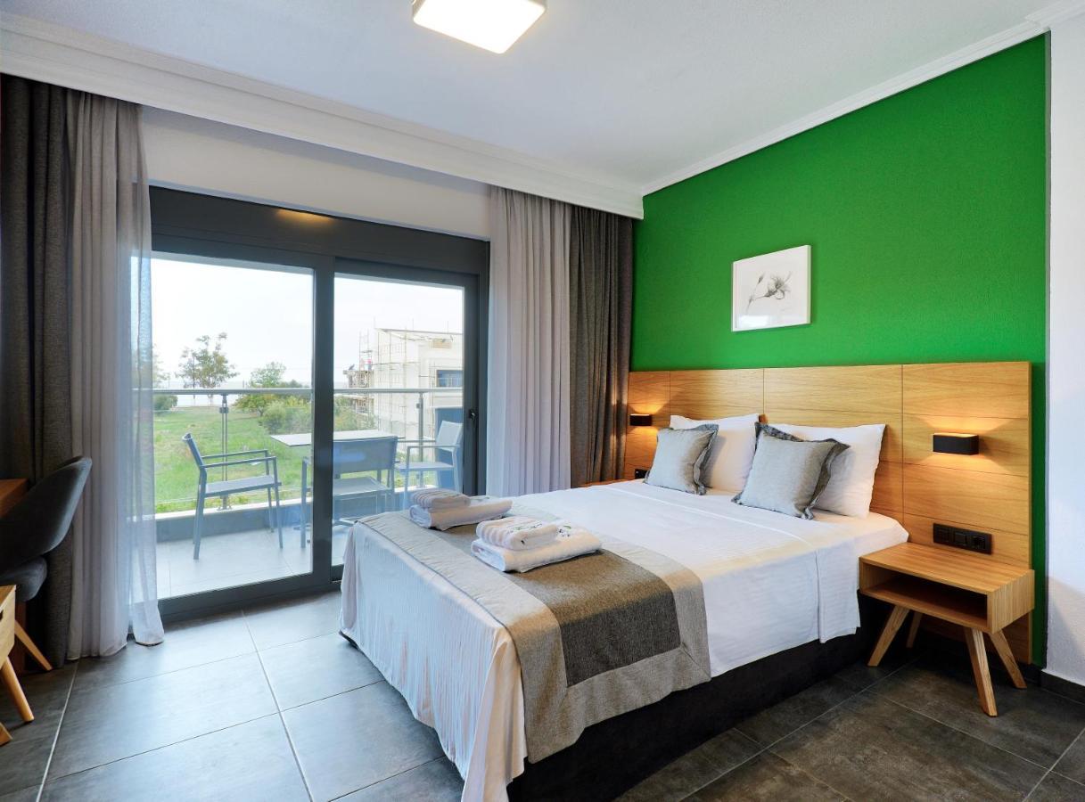Botanica Luxury Suites Neos Marmaras Ngoại thất bức ảnh