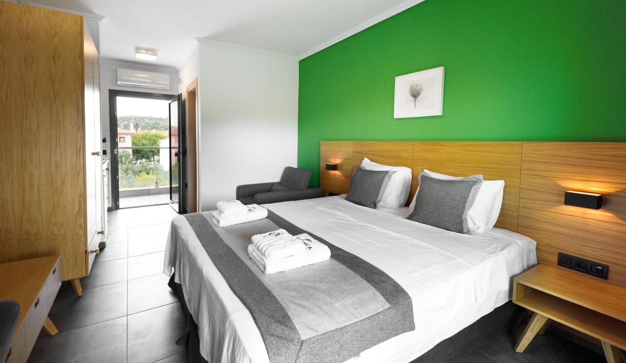 Botanica Luxury Suites Neos Marmaras Ngoại thất bức ảnh
